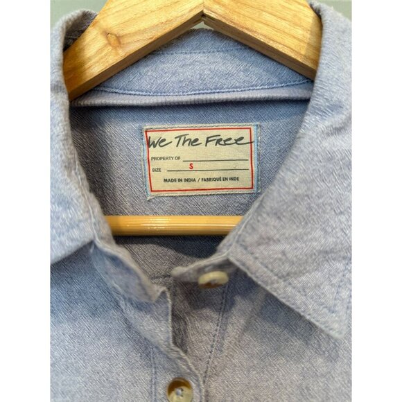 We The Free Women's Relaxed Button Up Collared Shirt Small Periwinkle Boho - Picture 3 of 9